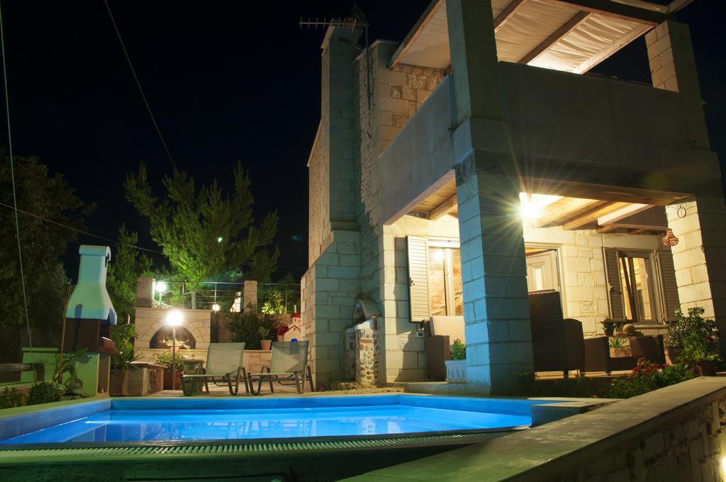 Pantanassa Villas Agia Marina Екстериор снимка