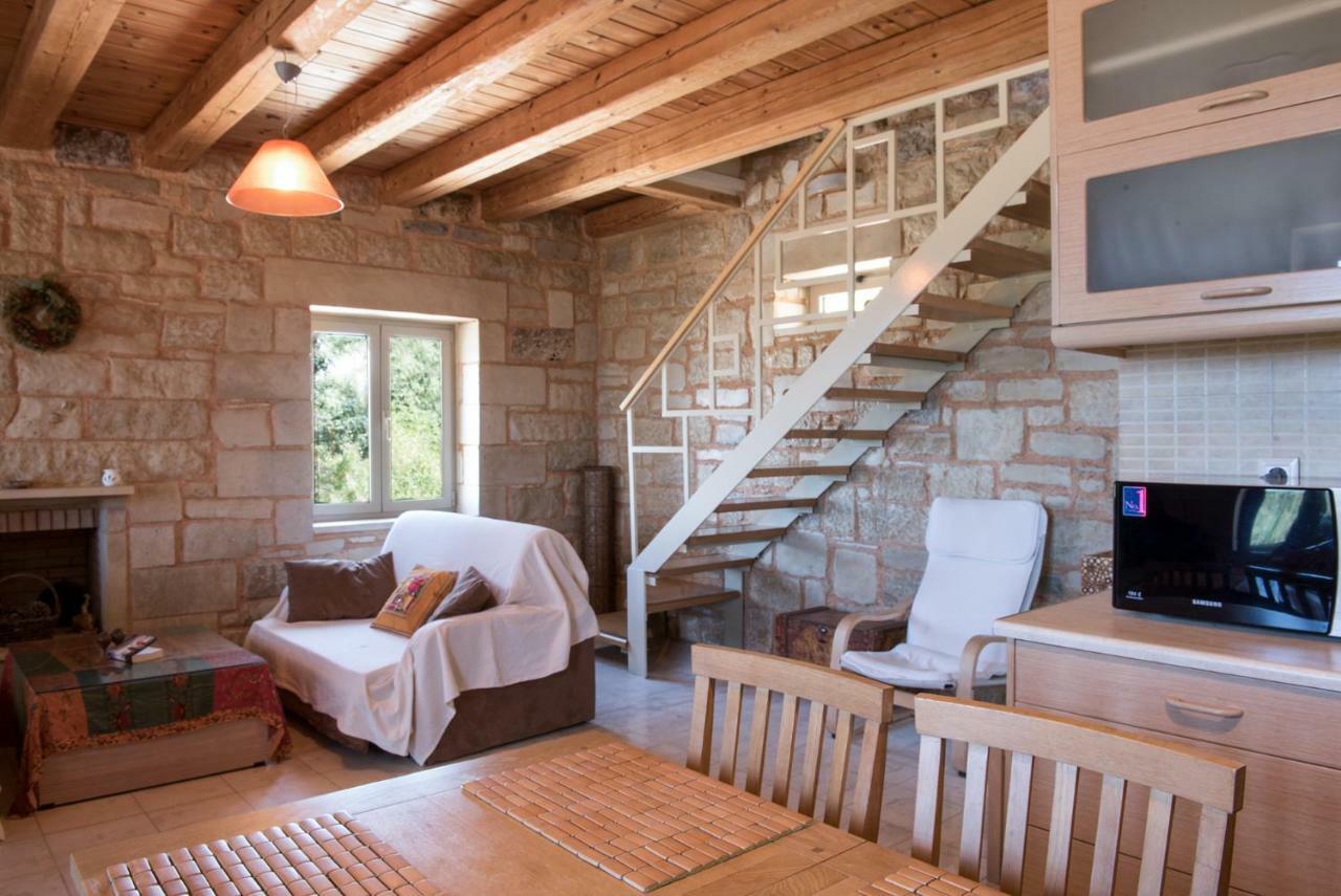Pantanassa Villas Agia Marina Екстериор снимка