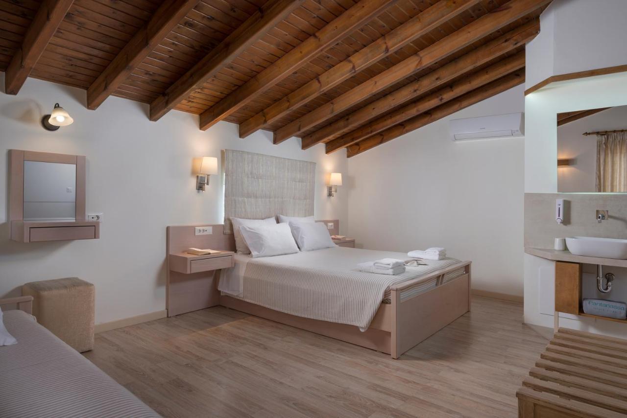 Pantanassa Villas Agia Marina Екстериор снимка